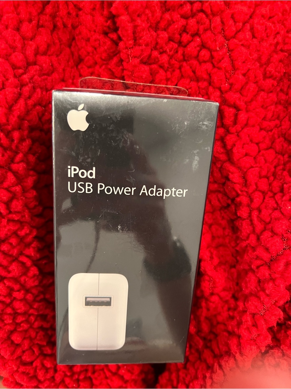Apple iPod USB Power Adapter - White with Black Box